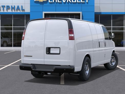 New 2026 Chevrolet Express 2500 image 4