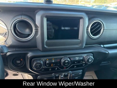 Used 2020 Jeep Wrangler Unlimited Sahara w/ LED Lighting Group image 17