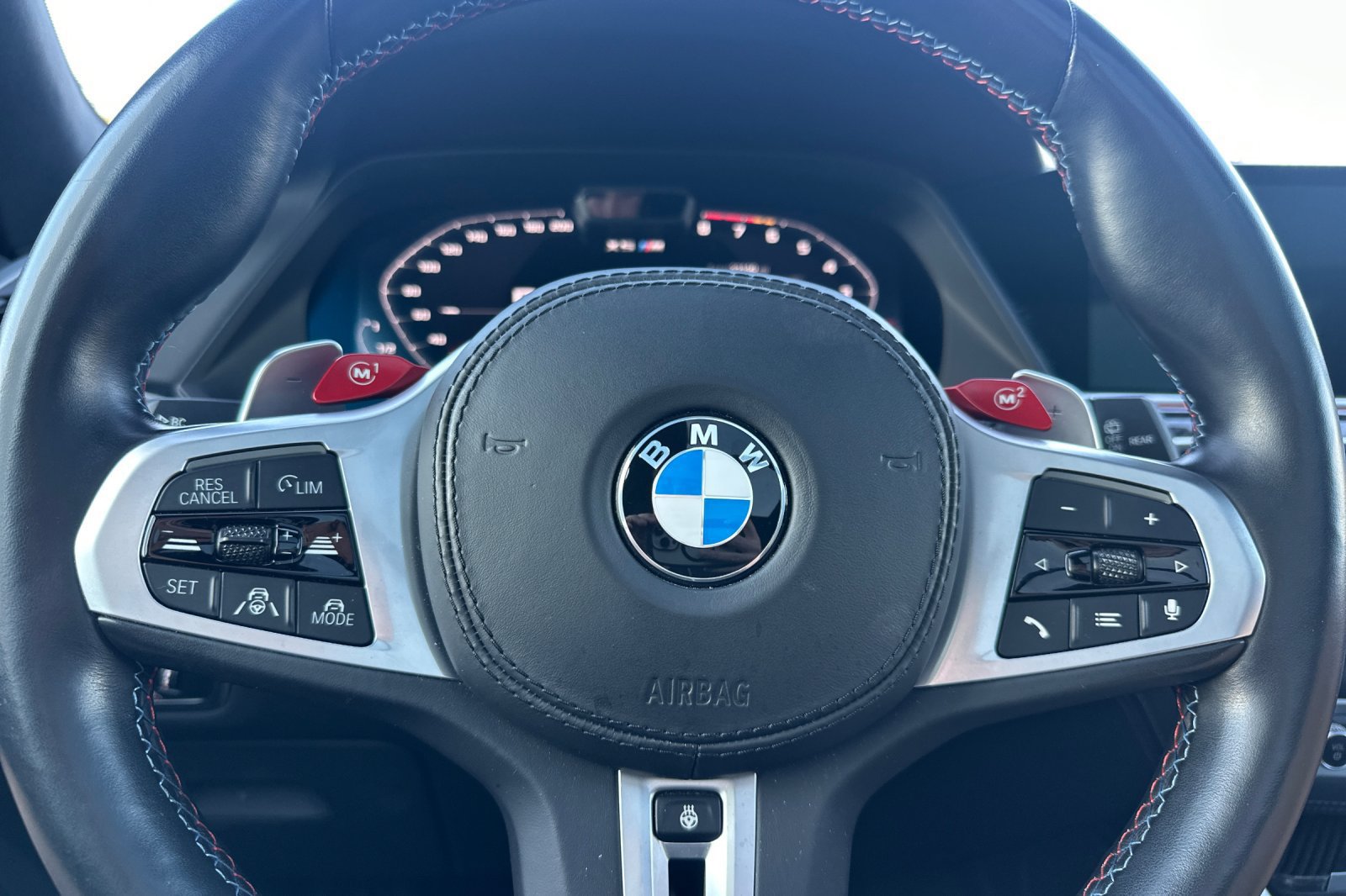 Used 2022 BMW X5 M w/ Competition Package 2 AWD/4WD image 32