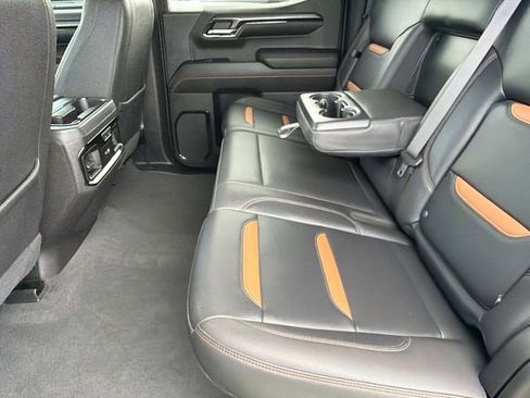 Used 2023 GMC Sierra 1500 AT4 w/ Technology Package AWD/4WD image 25