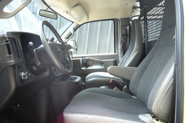 Used 2025 GMC Savana 2500 w/ Driver Convenience Package RWD image 19