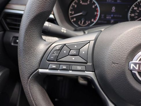 Certified 2024 Nissan Altima 2.5 SV FWD image 18