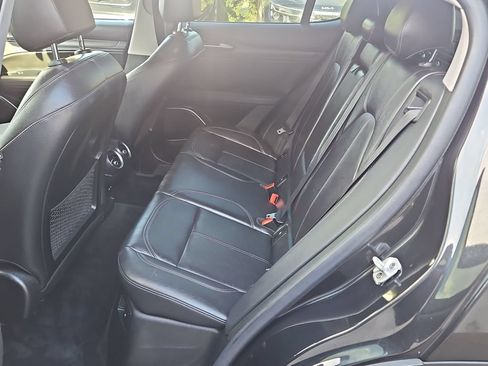 Used 2018 Alfa Romeo Stelvio Ti AWD/4WD image 24