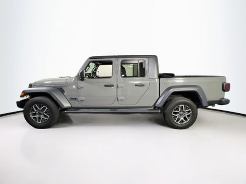 Used 2020 Jeep Gladiator Sport w/ Quick Order Package 24S AWD/4WD image 8