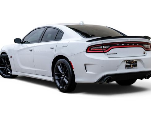 Used 2019 Dodge Charger Scat Pack w/ Navigation & Travel Group RWD image 10