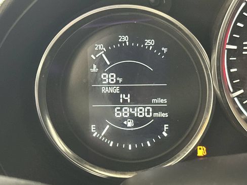 Used 2018 MAZDA MX-5 Miata Grand Touring RWD image 15