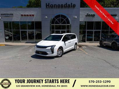 New 2027 Chrysler Pacifica Select