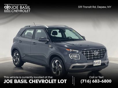 Used 2023 Hyundai Venue SEL w/ Cargo Package