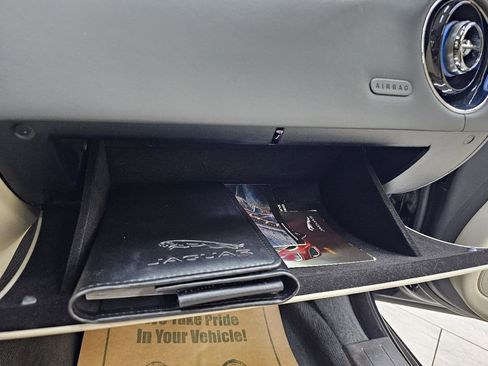 Used 2019 Jaguar XJ L Supercharged RWD image 38