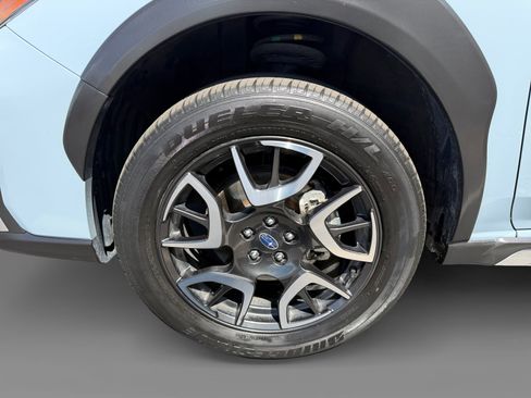 Used 2019 Subaru Crosstrek Hybrid w/ Moonroof Package w/Navigation AWD/4WD image 9