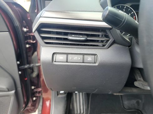Used 2023 Nissan Altima 2.5 SV AWD/4WD image 14