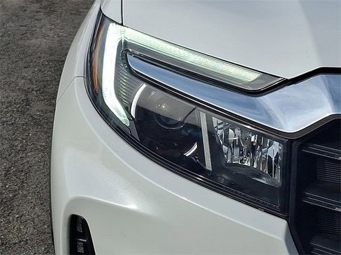 Used 2023 Honda Passport EX-L image 9