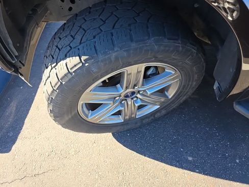 Used 2018 Ford F150 XLT w/ Equipment Group 302A Luxury image 12