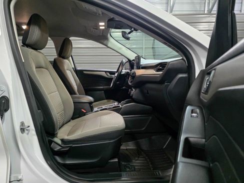 Used 2021 Ford Escape SE w/ Convenience Package image 14