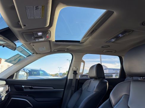 Used 2024 Kia Telluride S w/ S Sunroof Package image 30