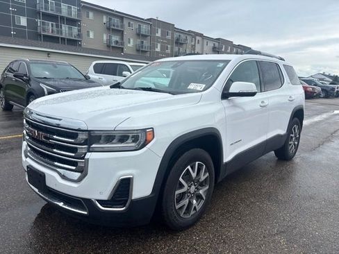 Used 2023 GMC Acadia SLE w/ Driver Convenience Package AWD/4WD image 3