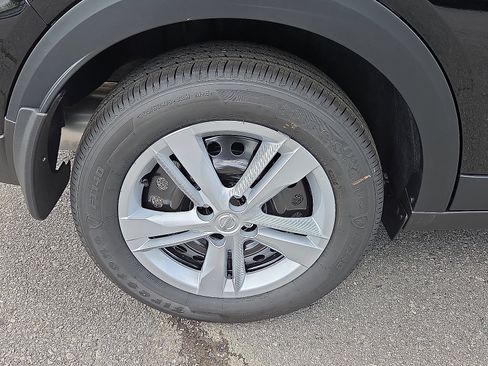 Used 2025 Nissan Kicks Play S FWD image 7