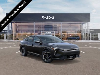 New 2025 Kia K4 EX