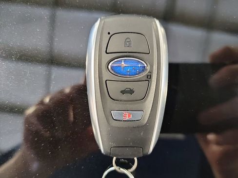 New 2026 Subaru Crosstrek 2.5i Limited w/ Crosstrek Mirror Package image 12