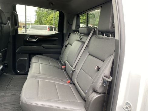 Used 2024 GMC Sierra 1500 Elevation w/ Elevation Premium Package AWD/4WD image 39
