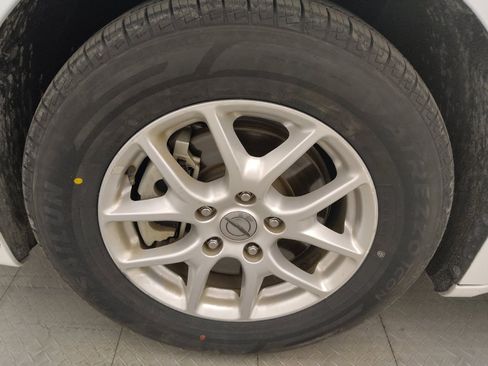 Used 2021 Chrysler Voyager Lxi FWD image 31