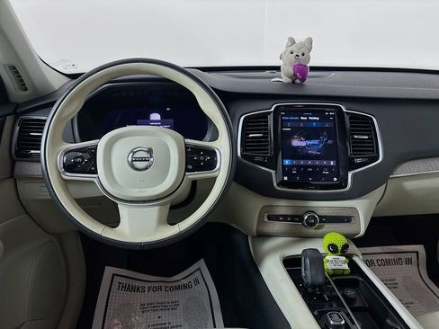 Used 2024 Volvo XC90 B6 Plus AWD/4WD image 24