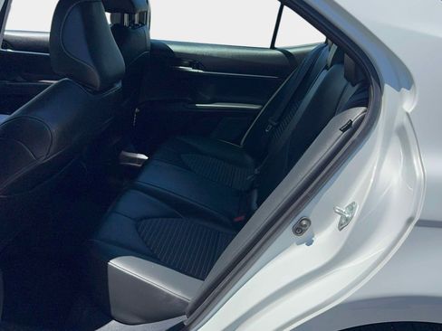 Certified 2023 Toyota Camry SE FWD image 15