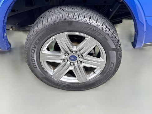 Used 2018 Ford F150 Lariat w/ Equipment Group 502A Luxury AWD/4WD image 30