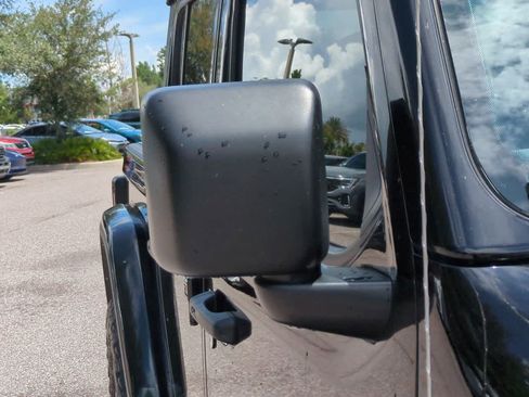 Used 2022 Jeep Gladiator Mojave AWD/4WD image 12