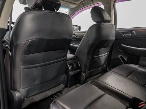 Used 2017 Subaru Outback 3.6R Limited AWD/4WD image 36