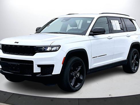 Used 2021 Jeep Grand Cherokee L Laredo image 4