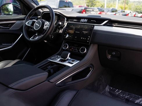 Used 2026 Jaguar F-PACE R-Dynamic S AWD/4WD image 22