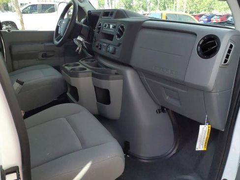 New 2025 Ford E-350 and Econoline 350 Super Duty w/ Power Equipment Group image 9