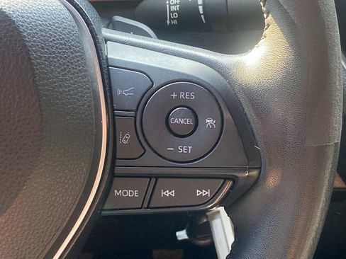 Used 2022 Toyota Corolla SE FWD image 19