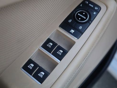 Used 2016 Hyundai Genesis 3.8 w/ Option Group 03 image 13