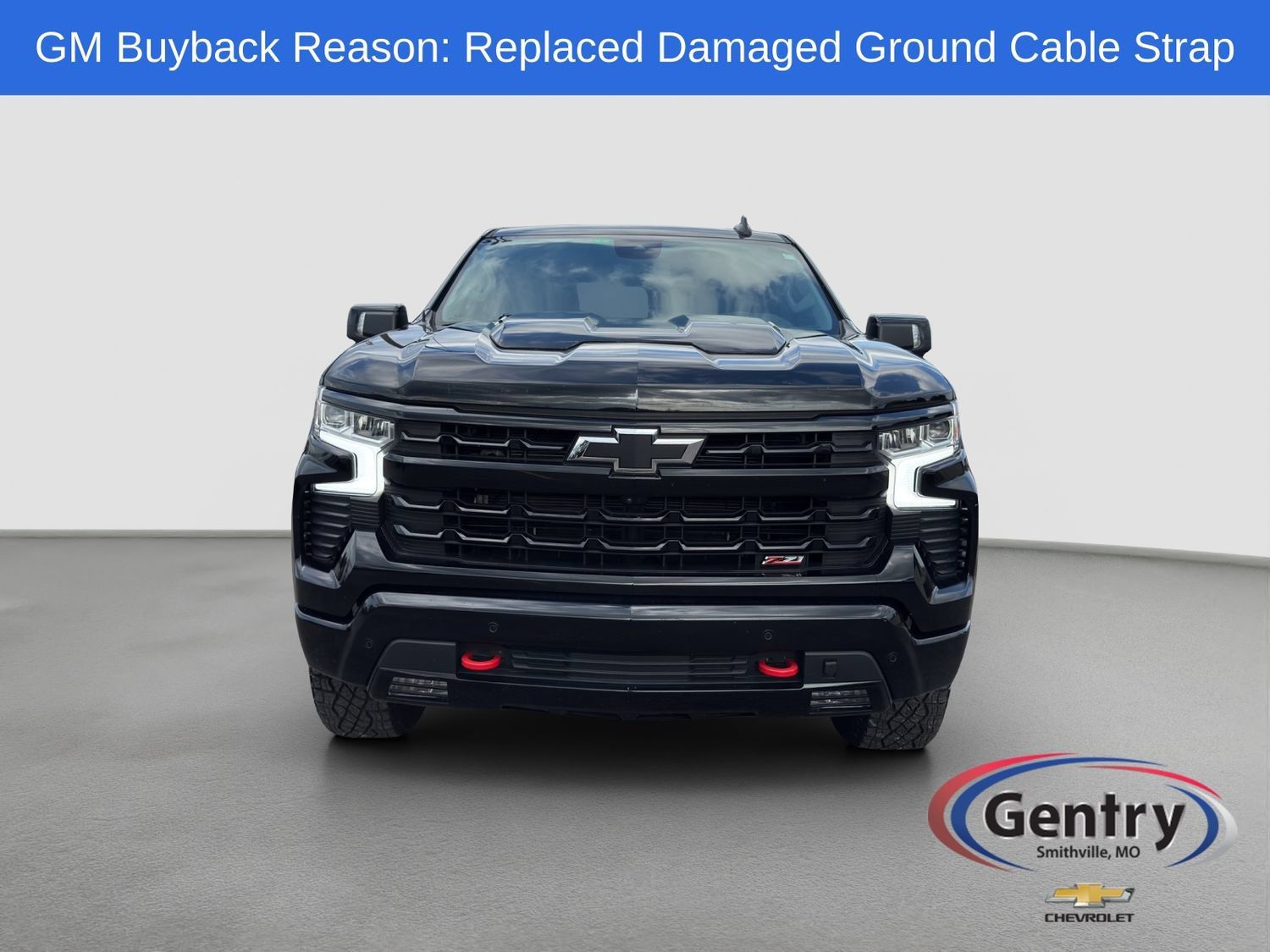 Used 2024 Chevrolet Silverado 1500 LT Trail Boss w/ LT Trail Boss Premium Package AWD/4WD image 2