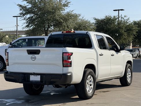 Used 2025 Nissan Frontier S RWD image 4