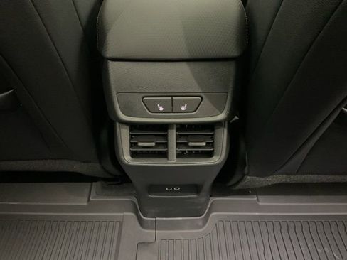 New 2026 Chevrolet Equinox RS w/ Convenience Package III AWD/4WD image 29