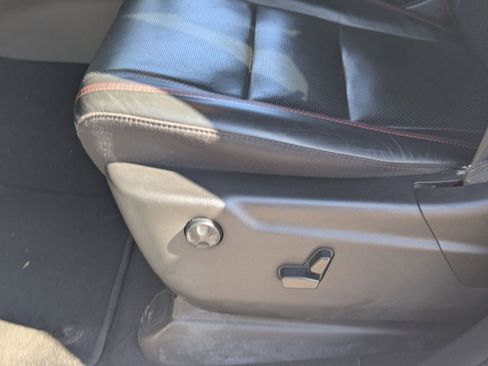 Used 2024 Dodge Durango R/T image 19