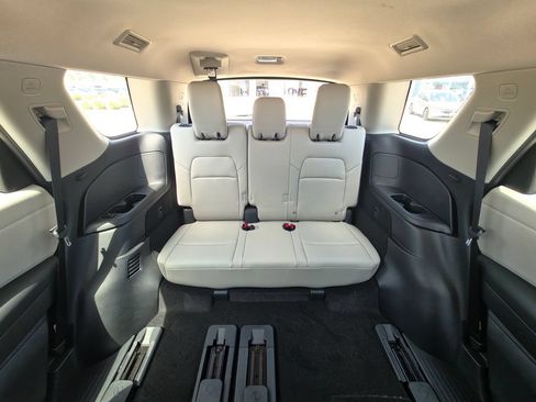 New 2026 Nissan Pathfinder SL FWD image 43