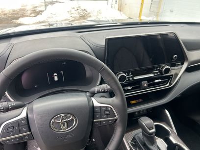 New 2026 Toyota Highlander Limited
