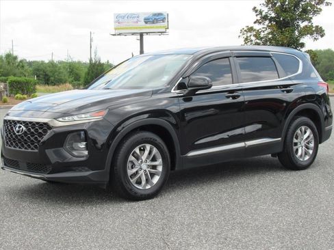 Used 2019 Hyundai Santa Fe SE FWD image 3