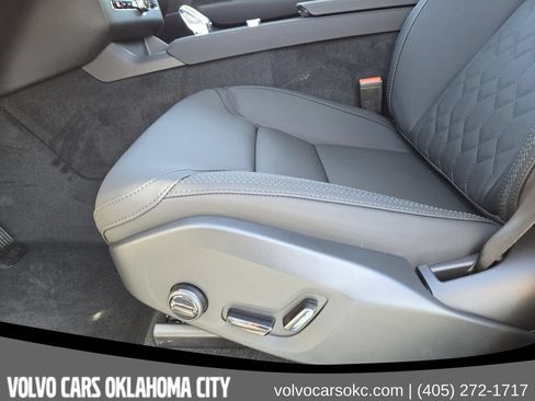 Used 2026 Volvo XC90 B6 Plus w/ Protection Package Premier AWD/4WD image 24