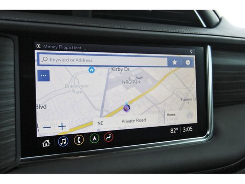 Used 2021 GMC Yukon Denali w/ Denali Premium Package image 23