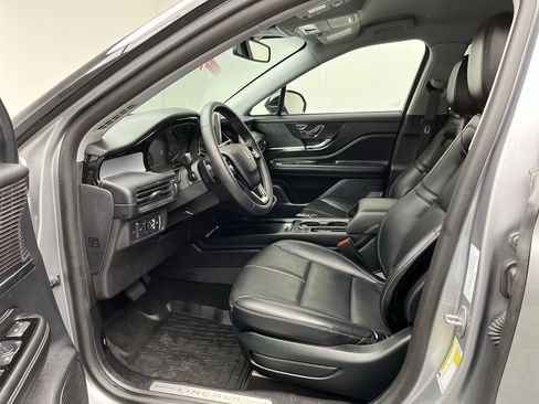 Used 2022 Lincoln Corsair AWD w/ Equipment Group 101A image 3