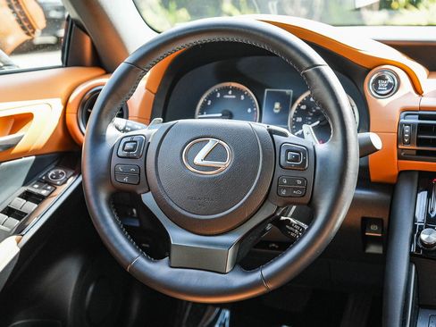 Used 2025 Lexus IS 300 F Sport RWD image 14