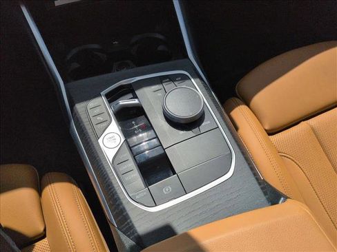 Used 2025 BMW 330i Sedan w/ M Sport Package RWD image 12