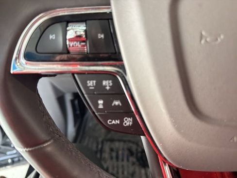 Used 2022 Lincoln Nautilus Reserve image 7