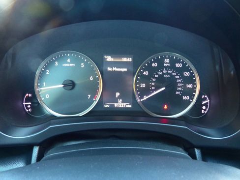 Used 2018 Lexus IS 300 F Sport w/ F Sport Package image 32