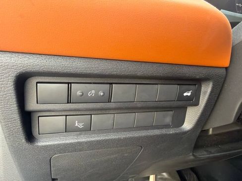 Used 2024 Mitsubishi Outlander SEL FWD image 12